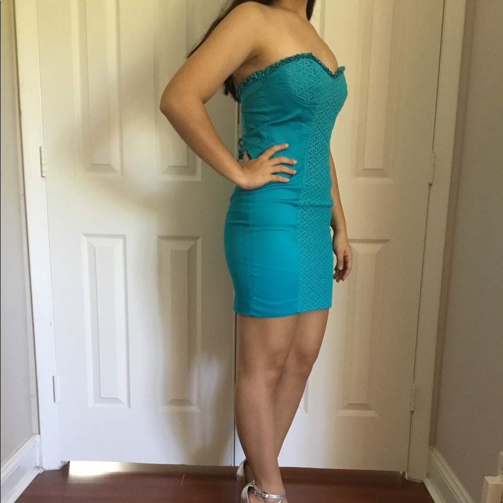 bebe strapless dress